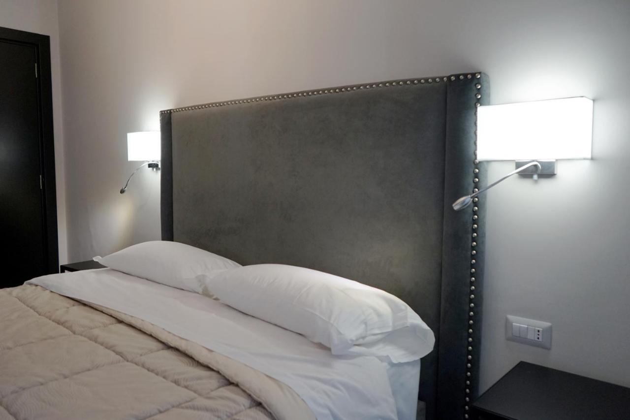 Re Di Smirne By Apulia Accommodation バーリ エクステリア 写真
