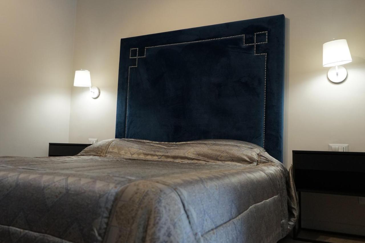 Re Di Smirne By Apulia Accommodation バーリ エクステリア 写真